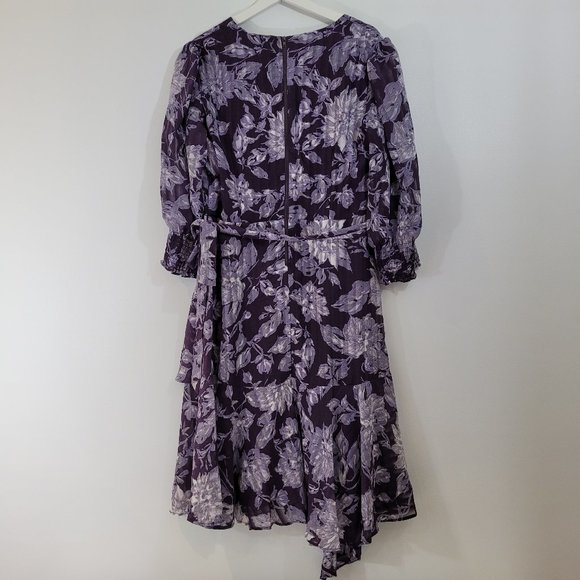 Gabby Skye Floral Wrap Dress - Picture 4 of 11